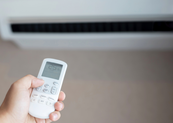 u_ssfofehsaj-air-conditioner-8843842_1920